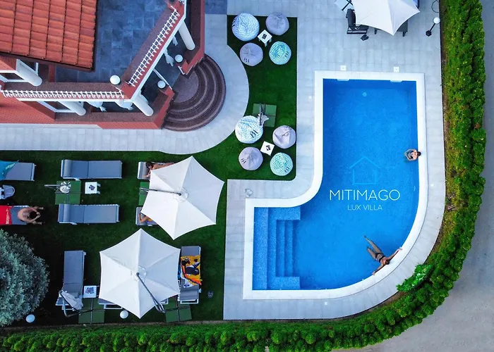Lux Villa Mitimago