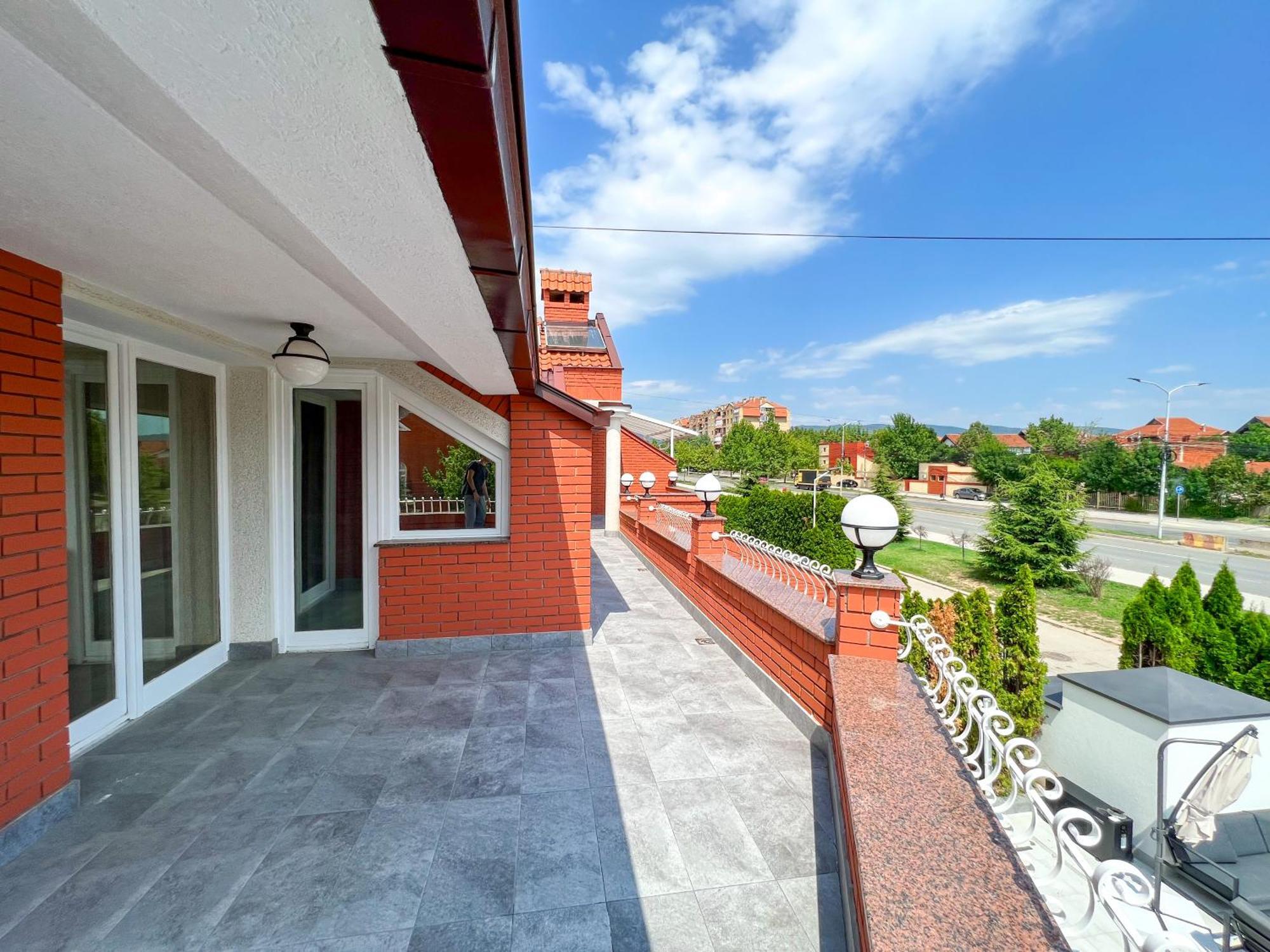Villa Lux Mitimago