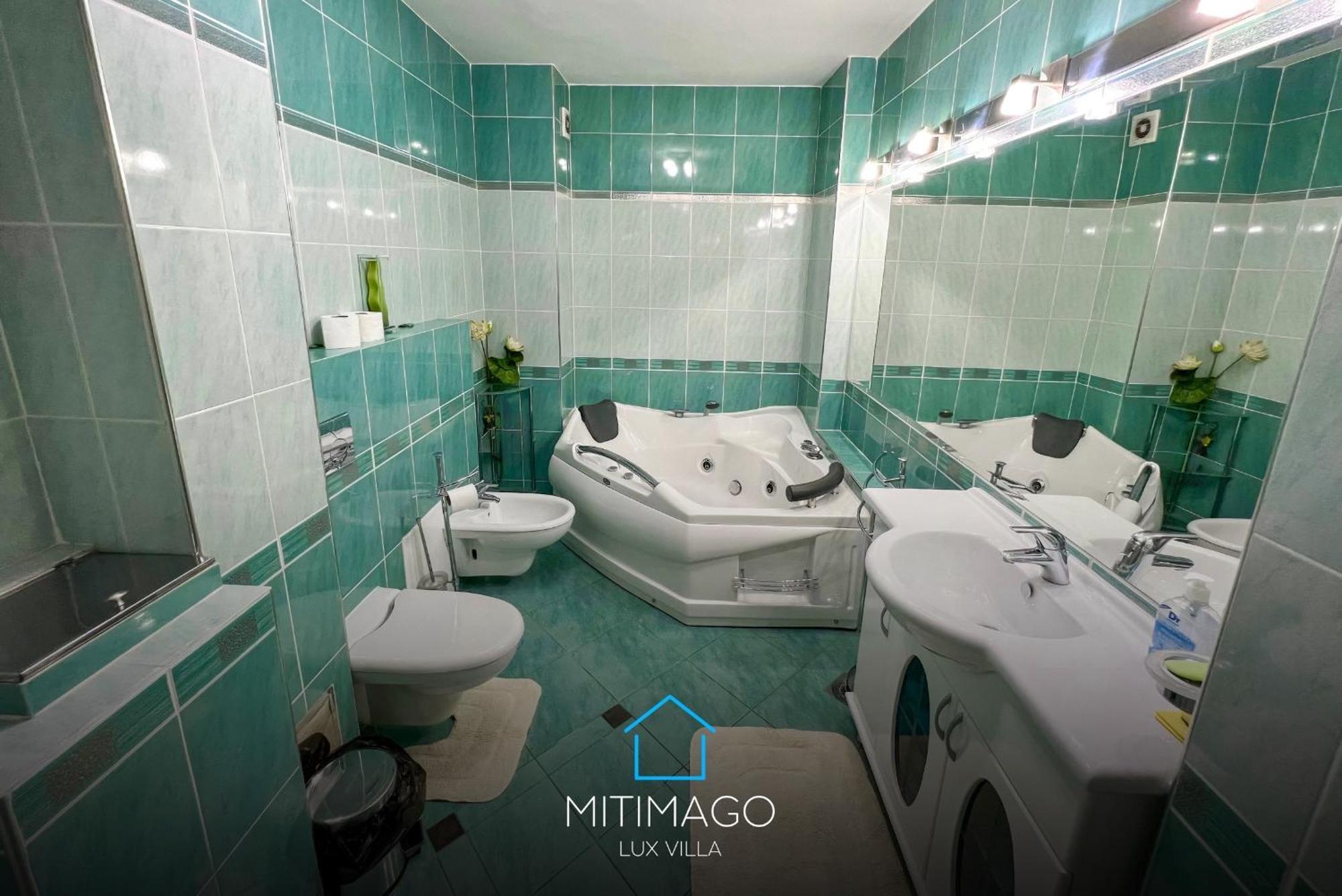 Lux Mitimago Villa Ni